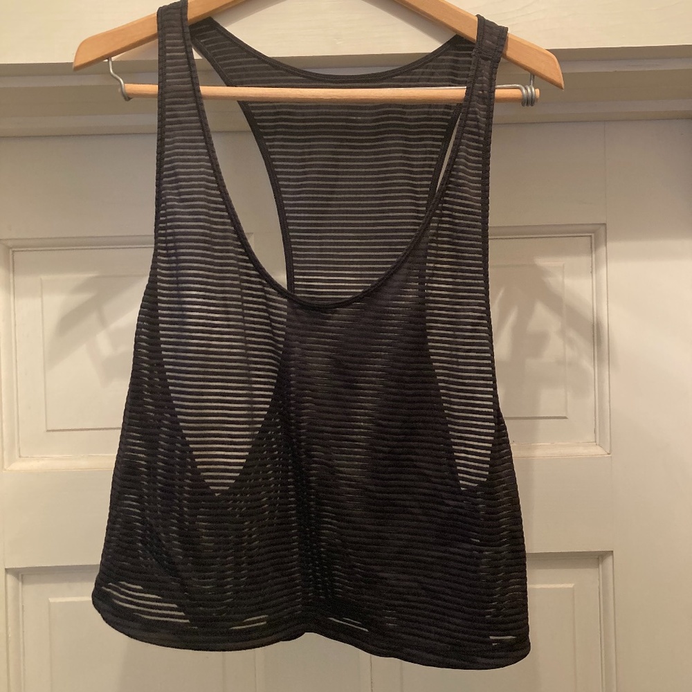 Lululemon cropped tank